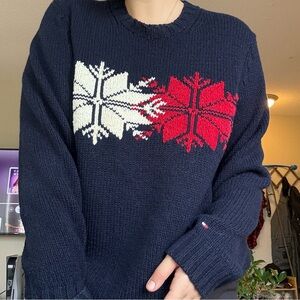 Vintage 90's Y2K Tommy Hilfiger Lambswool Sweater